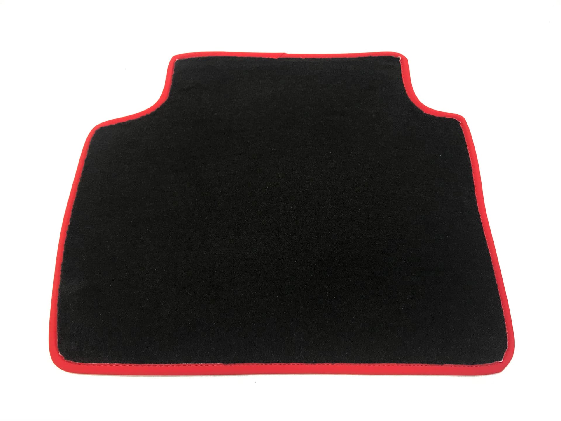 Tappetini in moquette (Velluto) "Waterloo" Alfa Romeo Giulia (2016+) in Tappetini antiscivolo Autooggetti.it - Roma, commercioVirtuoso.it