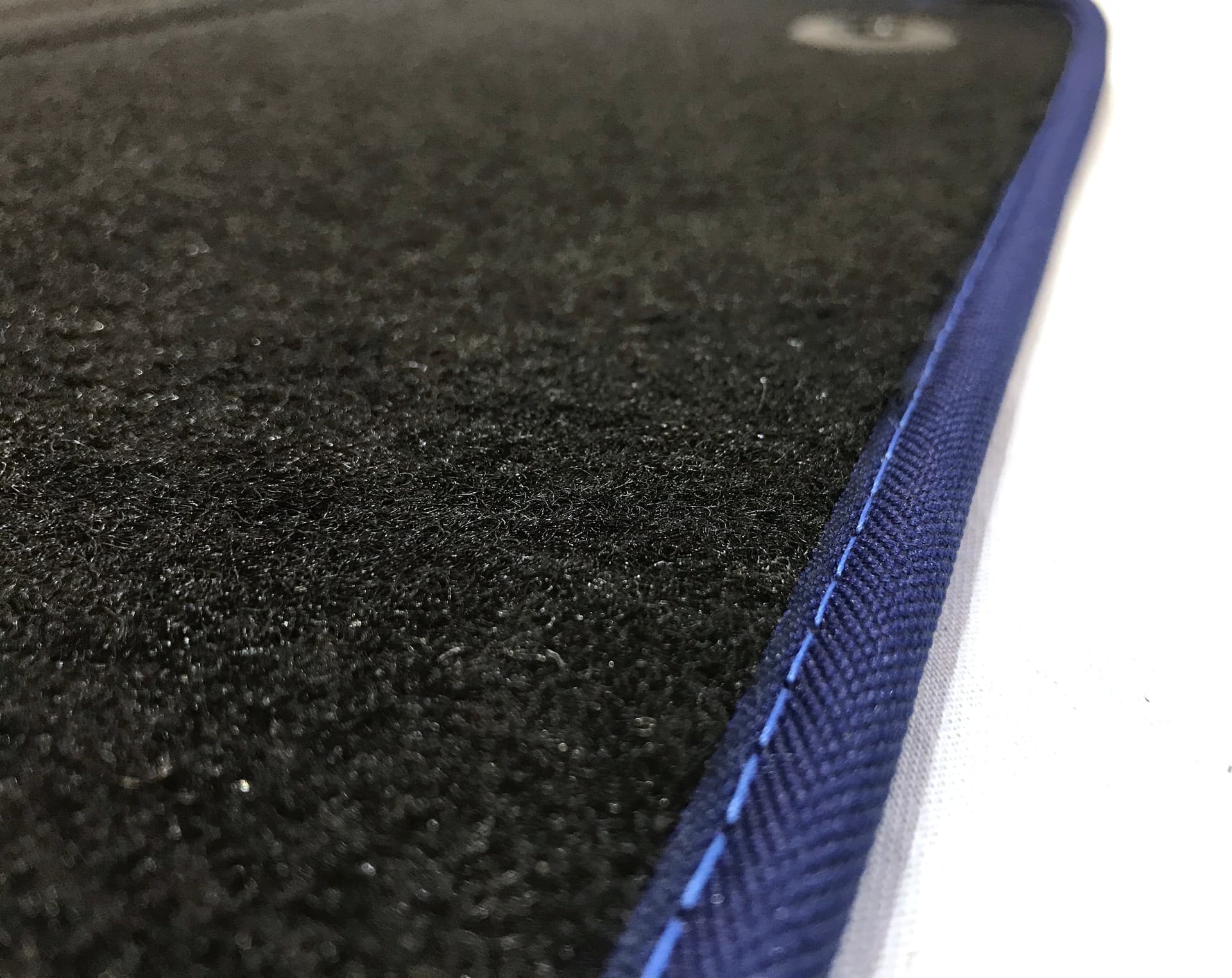 Tappetini in moquette (Tessile) "Eco-line" Toyota C-HR (2016+) in Tappetini antiscivolo Autooggetti.it - Roma, commercioVirtuoso.it