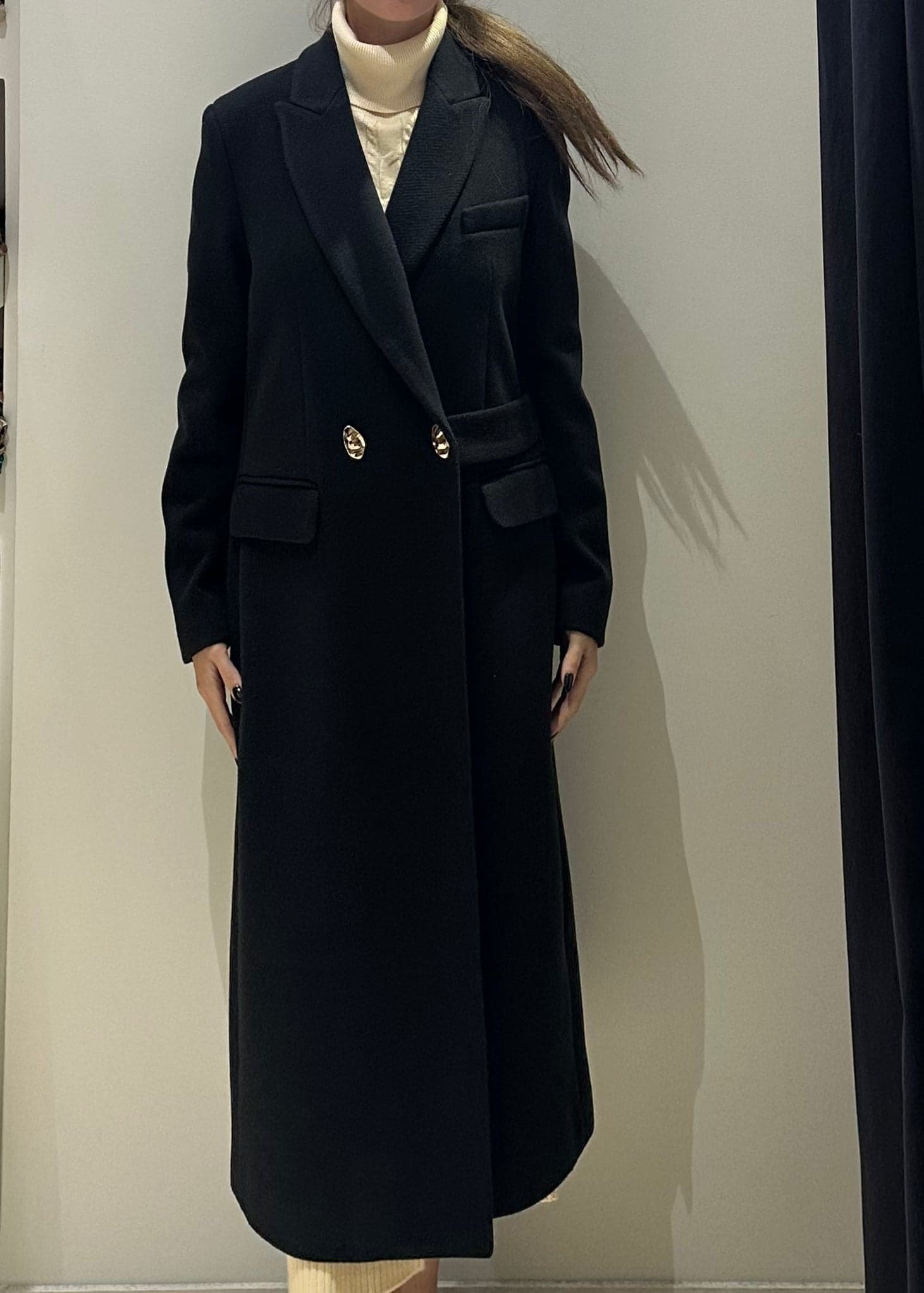 Cappotto con cintura e bottone gioello in Cappotti Kanal 32 - Santa Maria di Licodia, commercioVirtuoso.it