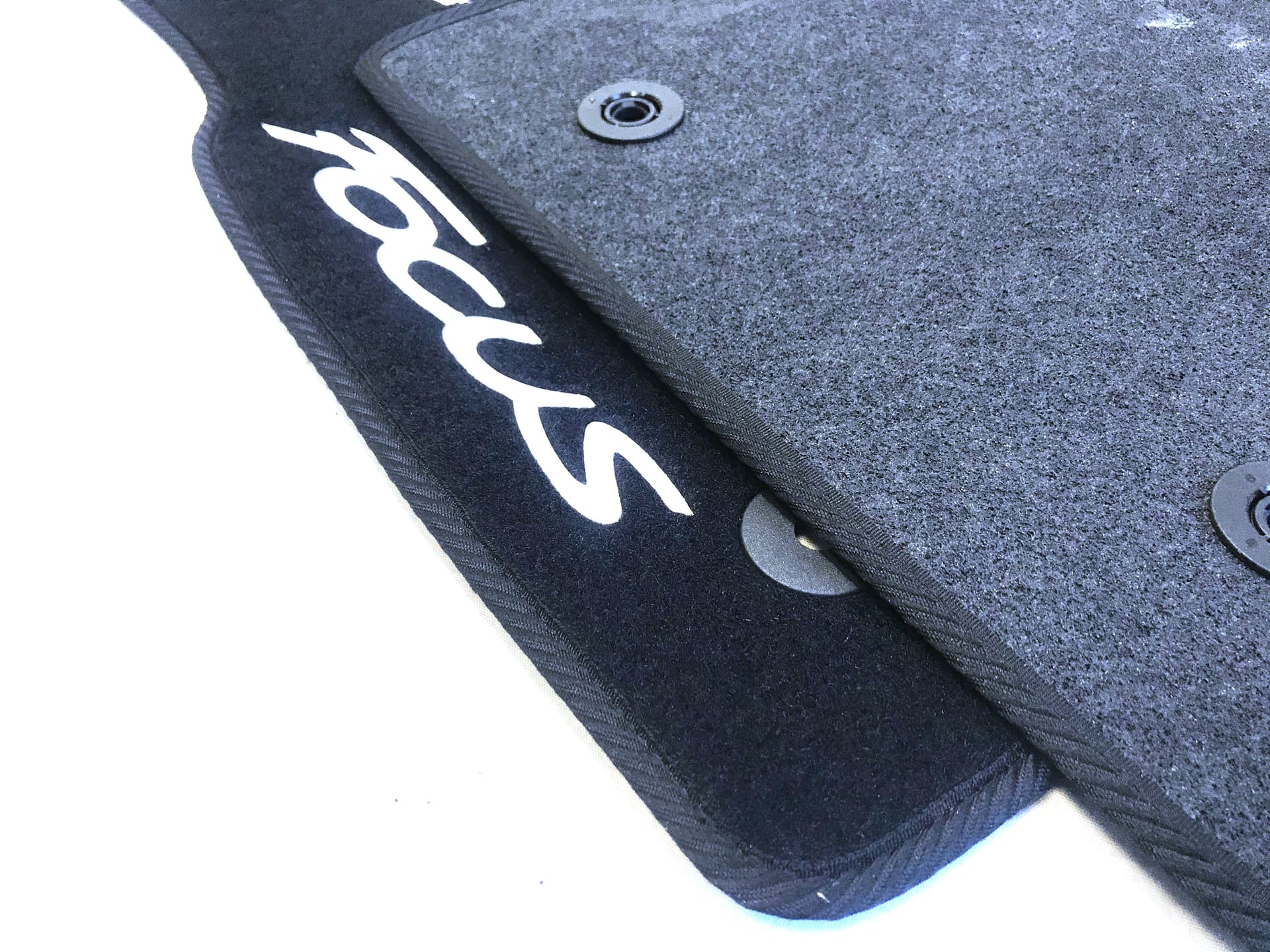 Tappetini in moquette (Tessile) "Eco-line" Ford Focus Mk4 (2018+) in Tappetini antiscivolo Autooggetti.it - Roma, commercioVirtuoso.it