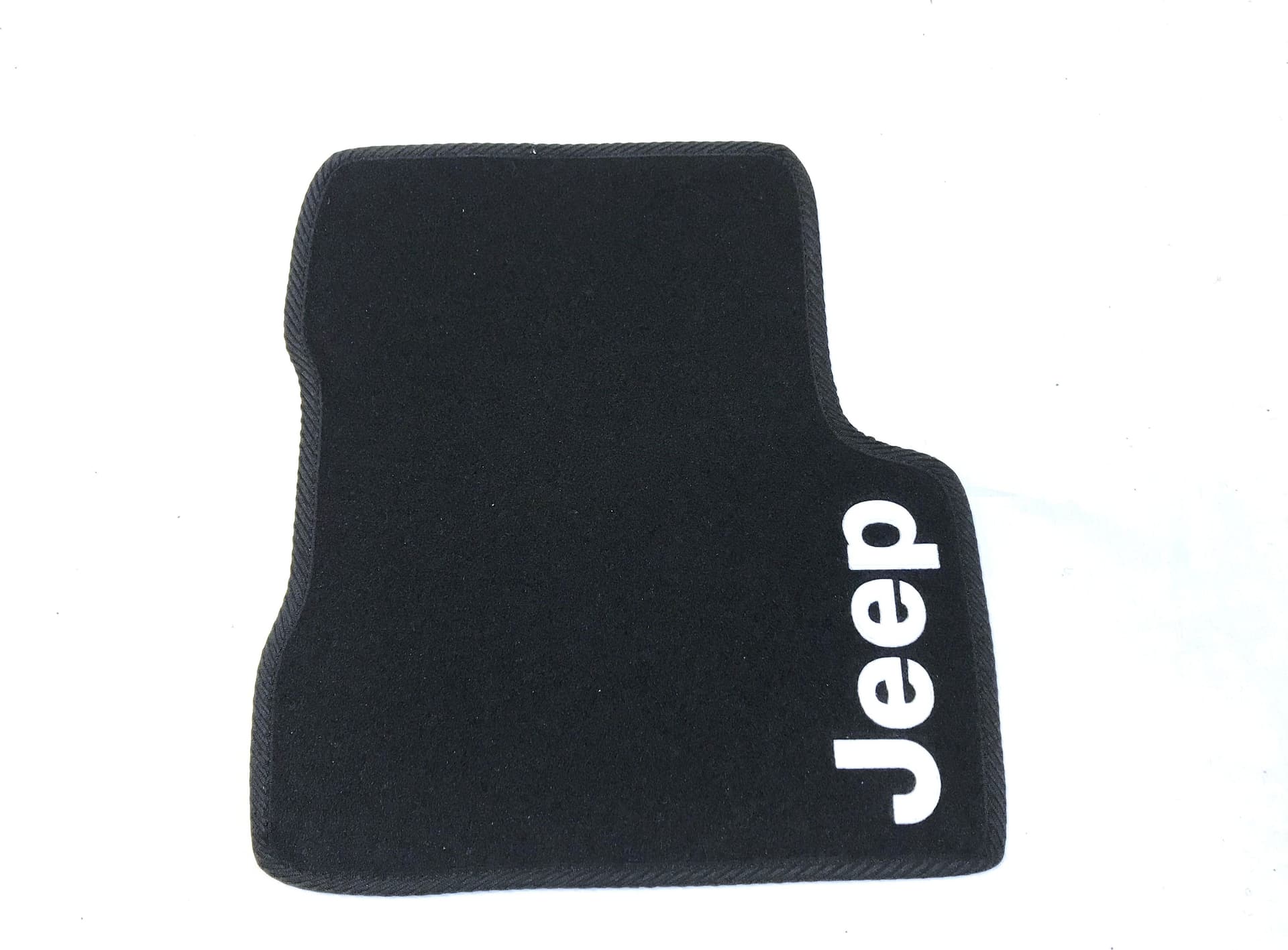 Tappetini in moquette su misura (Tessile) Jeep Renegade (2015+) in Tappetini antiscivolo Autooggetti.it - Roma, commercioVirtuoso.it