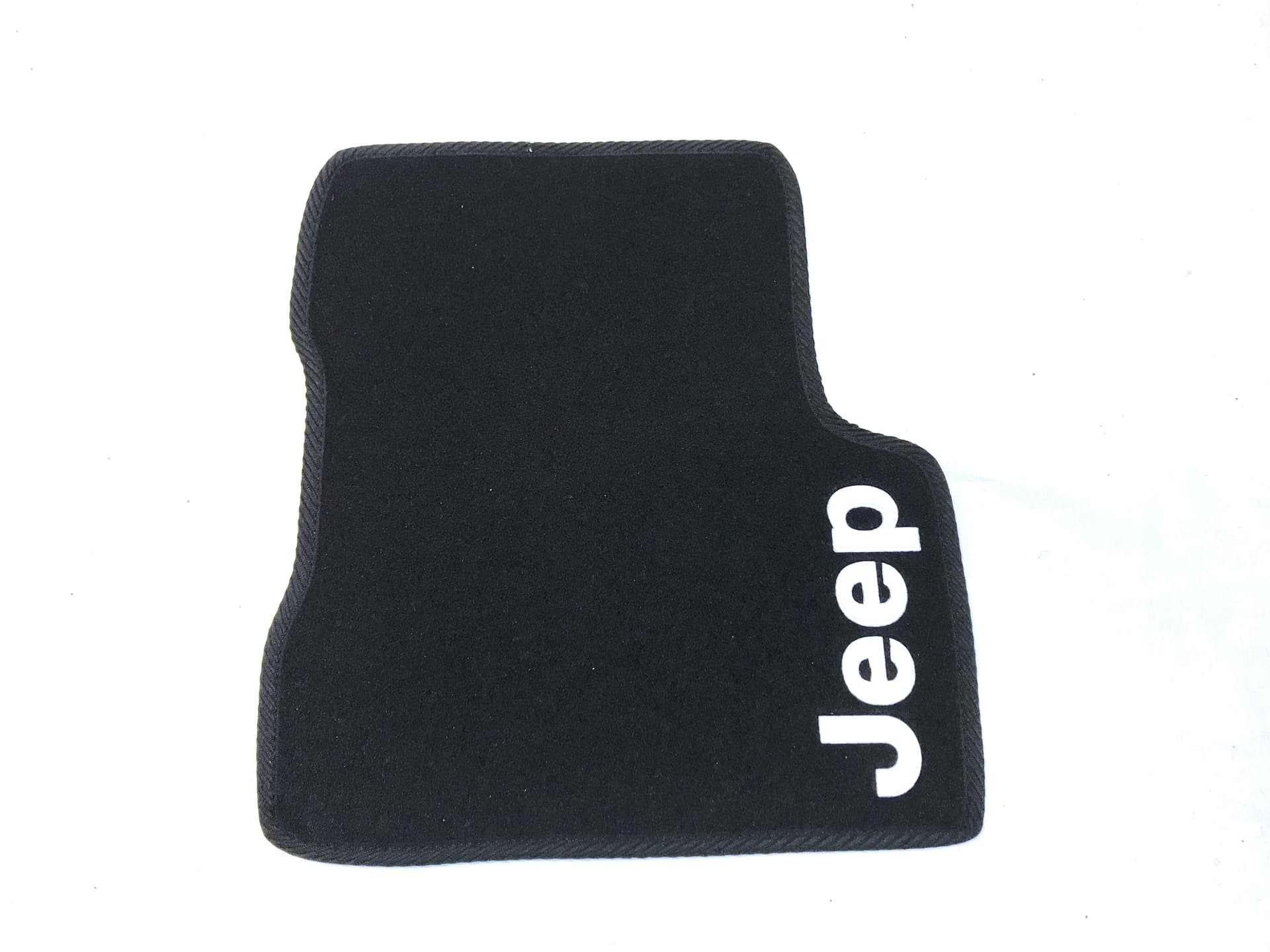Tappetini in moquette su misura (Tessile) Jeep Renegade (2015+) in Tappetini antiscivolo Autooggetti.it - Roma, commercioVirtuoso.it