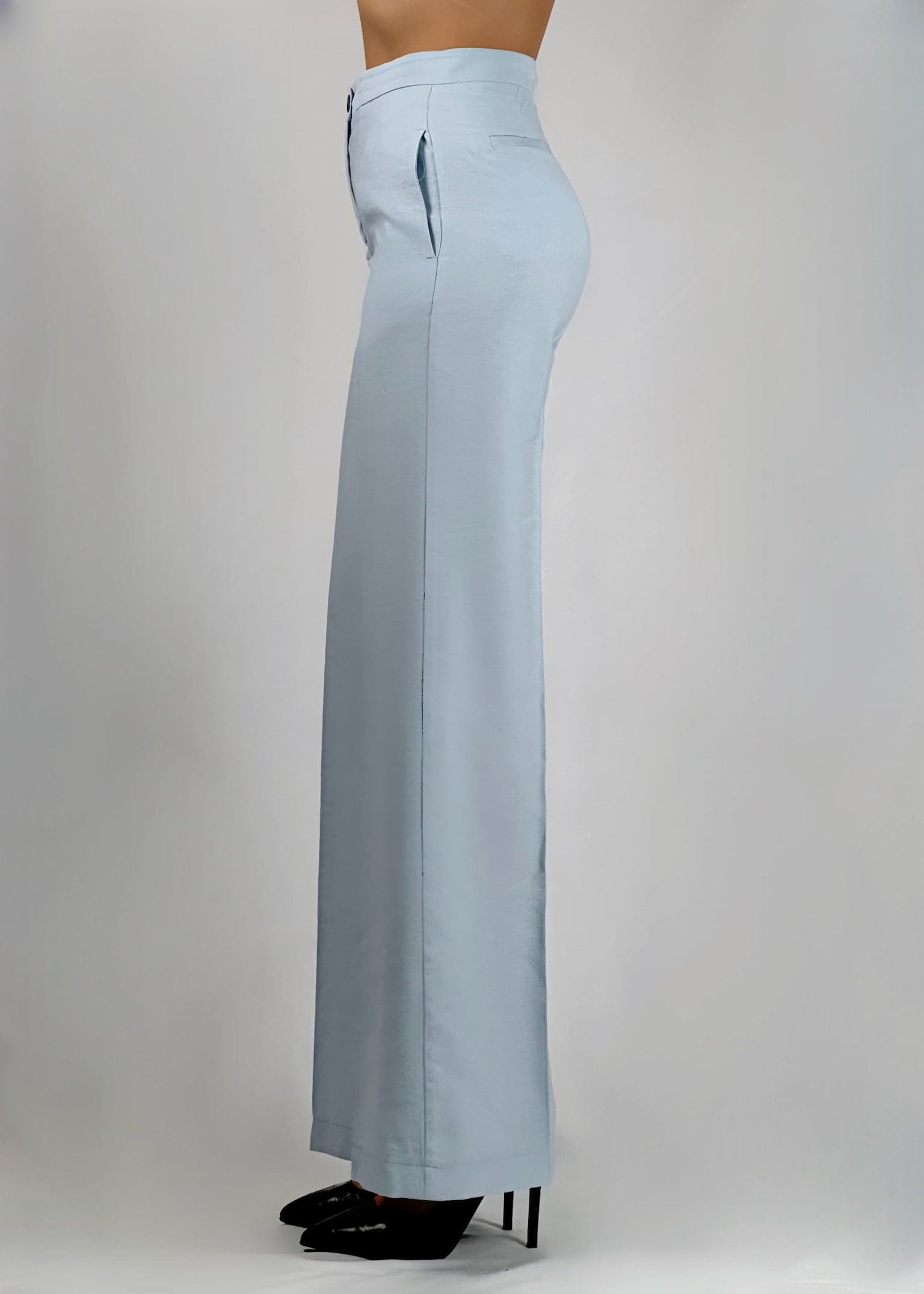 Pantalone Vicolo  lino azzurro in Pantaloni Kanal 32 - Santa Maria di Licodia, commercioVirtuoso.it