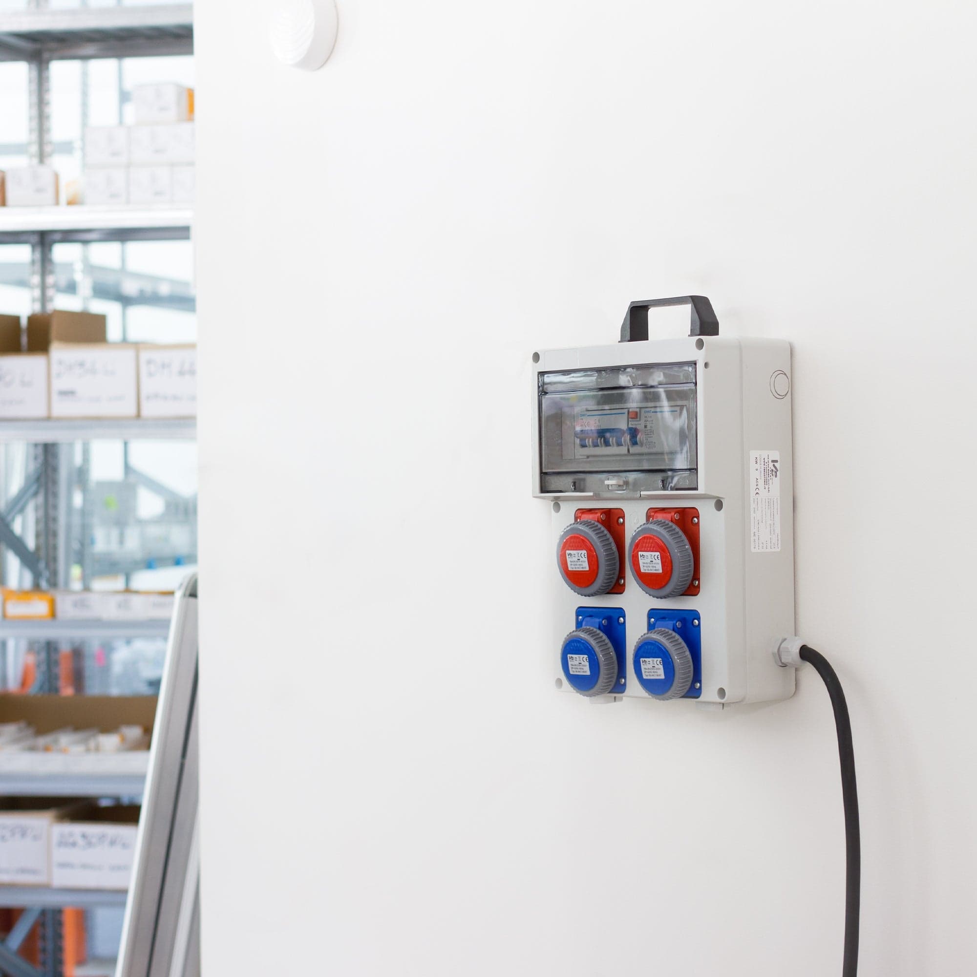 QUADRO TERMOP. 3 PRESE 2P+T 16A 230V IP67 - ElettroWatt.eu