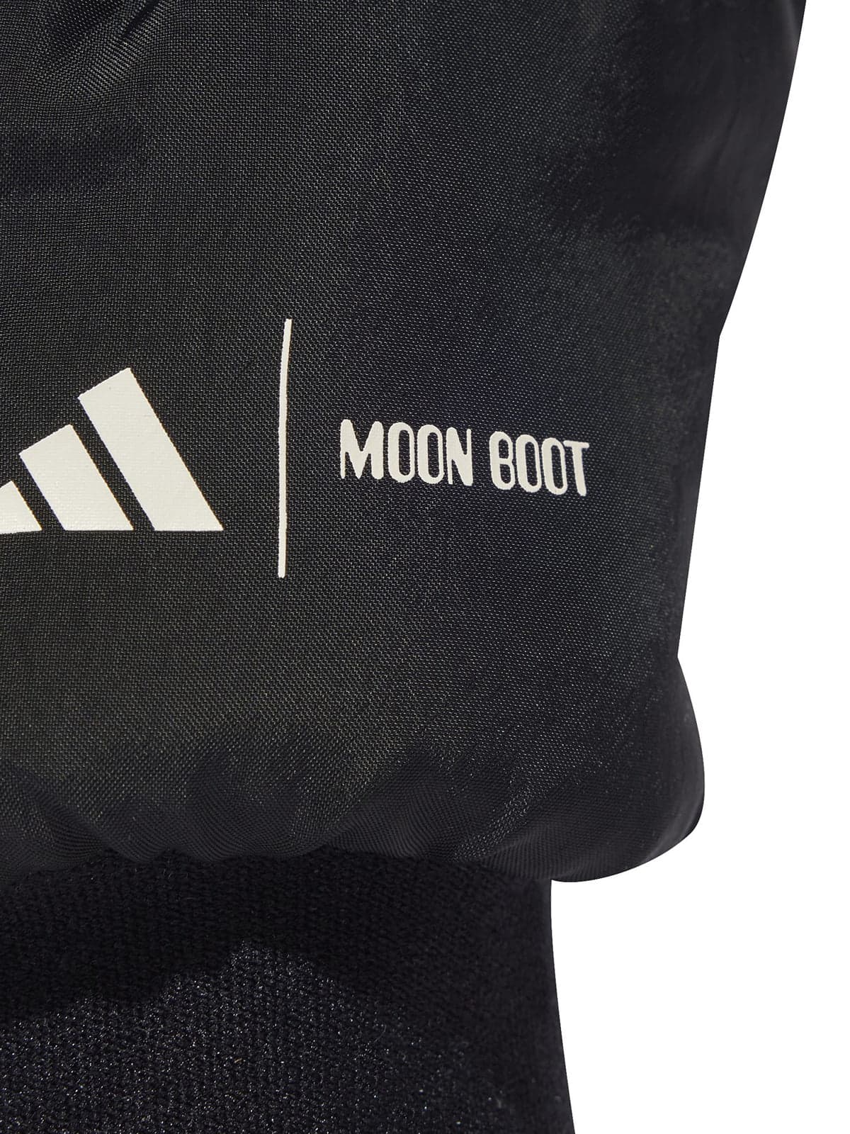 ADIDAS X MOON BOOT guanti adidas x moonboot da donna in Stivali Drestige - Casamassima, commercioVirtuoso.it