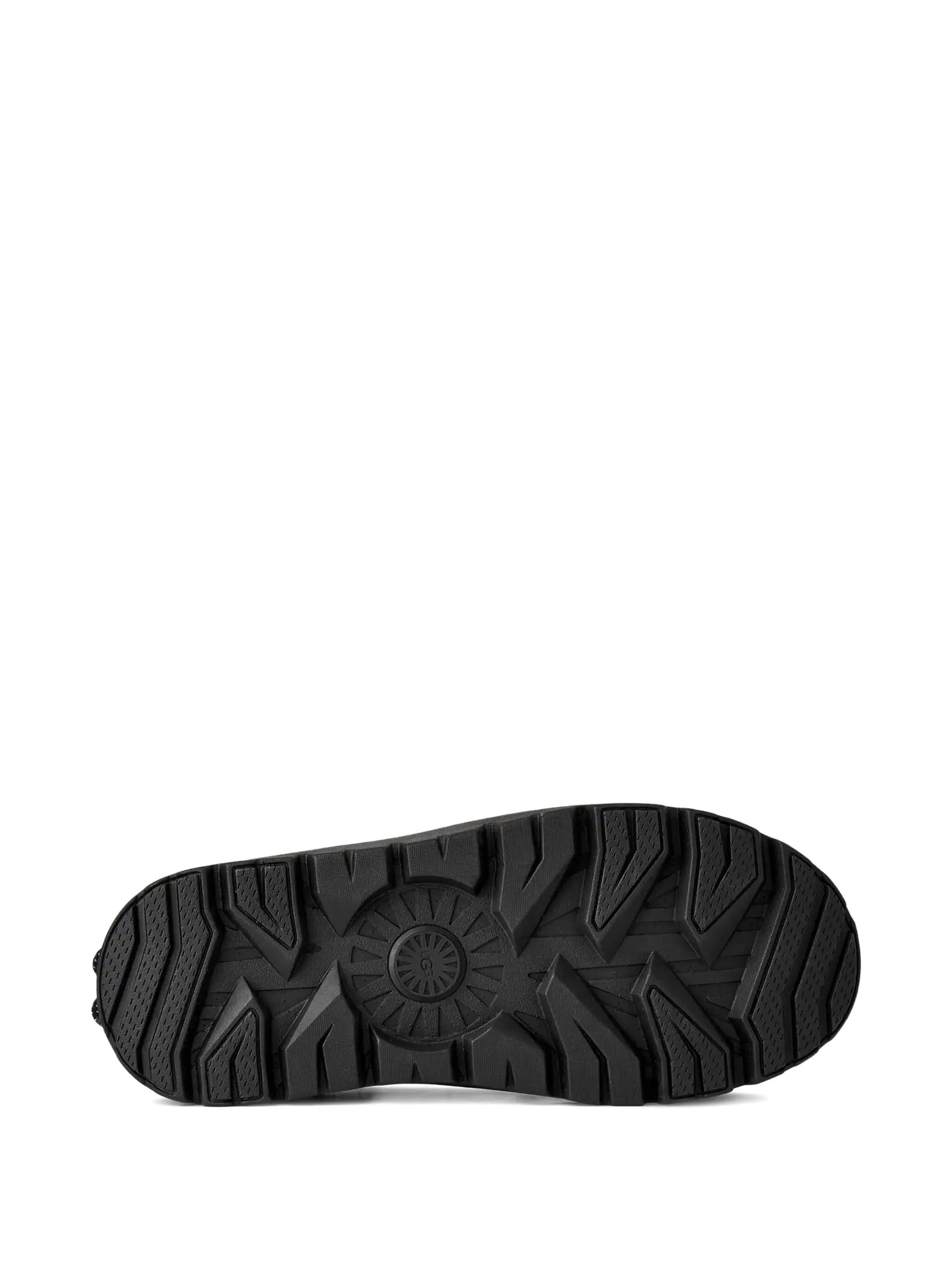 Ugg ugg Ultra Mini Weather Hybrid da donna in Autocategorizzazione Drestige - Casamassima, commercioVirtuoso.it