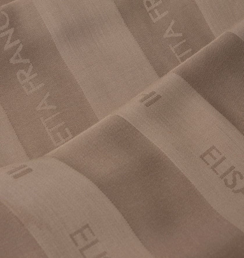 ELISABETTA FRANCHI <h4>Elisabetta Franchi - Sciarpa Elegante con Logo</h4> da donna in Sciarpe Drestige - Casamassima, commercioVirtuoso.it