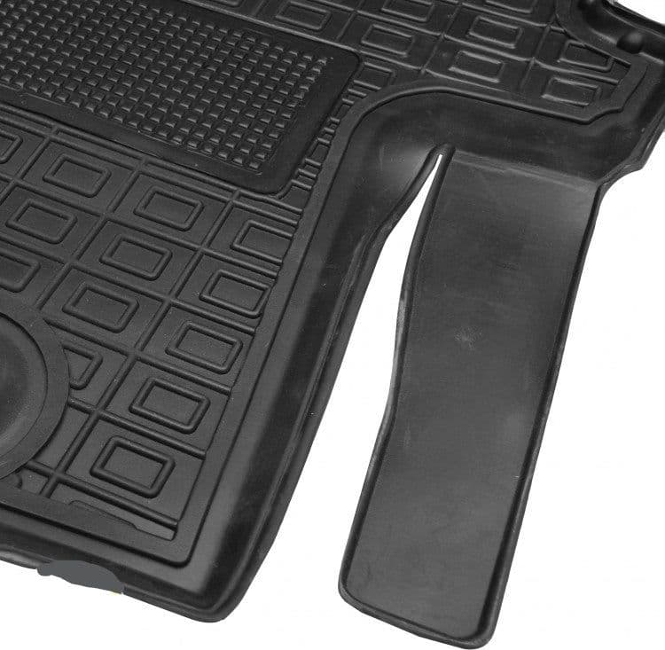Set Tappetini di gomma su misura per Iveco Daily (2016+) in Tappetini antiscivolo Autooggetti.it - Roma, commercioVirtuoso.it