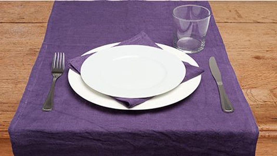 Runner da tavola in 100% puro lino lavato delavè stone washed morbido resistente elegante made in italy  VIOLA in Runner Vanita di raso - Sesto San Giovanni, commercioVirtuoso.it