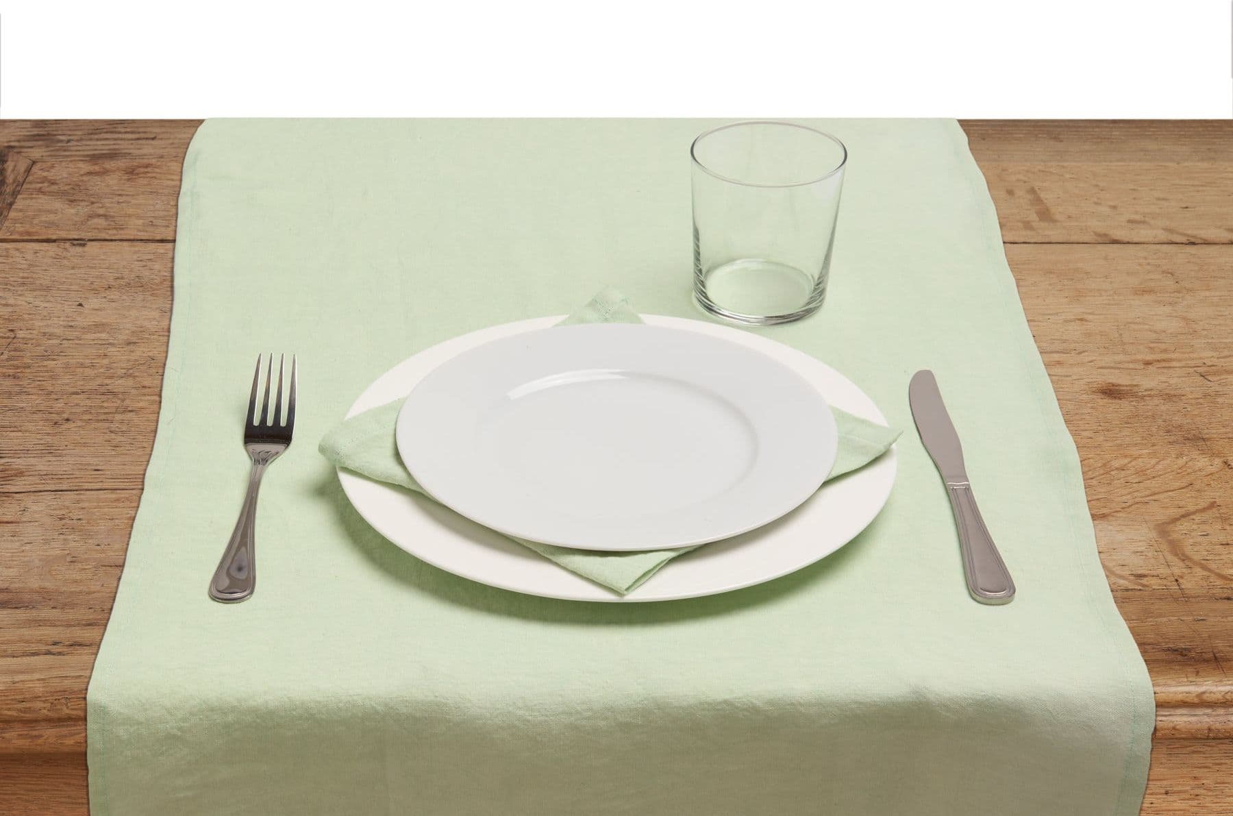 Runner da tavola in 100% puro lino lavato delavè stone washed morbido resistente elegante made in italy Verde Delicato con Pizzo in Runner Vanita di raso - Sesto San Giovanni, commercioVirtuoso.it
