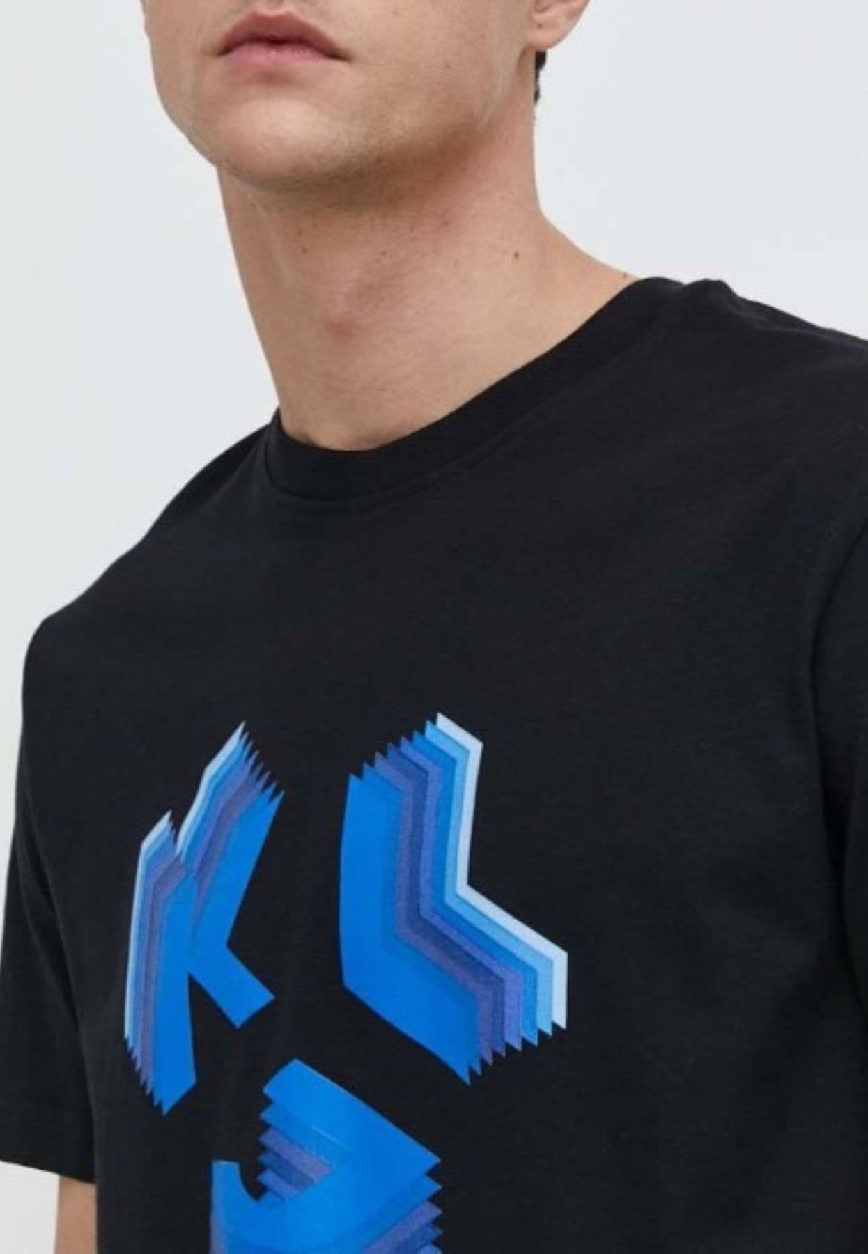 KARL LAGERFELD T-SHIRT KLJ REGULAR SSLV 3D MONOGRAM REGULAR da uomo in T-shirt Drestige - Casamassima, commercioVirtuoso.it