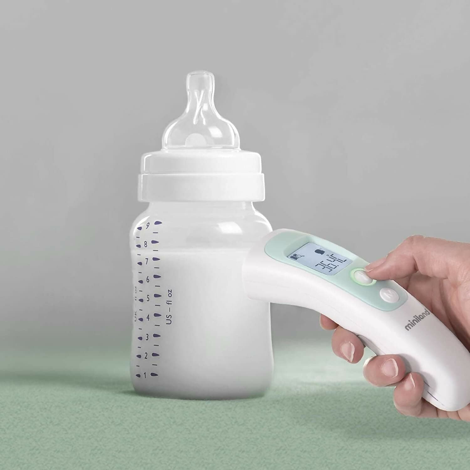 MINILAND Termometro Thermoadvanced Pharma - senza contatto - misurazione rapida e precisa in Termometri da fronte Sanitaria Gioia del Bimbo - Villa San Giovanni, commercioVirtuoso.it