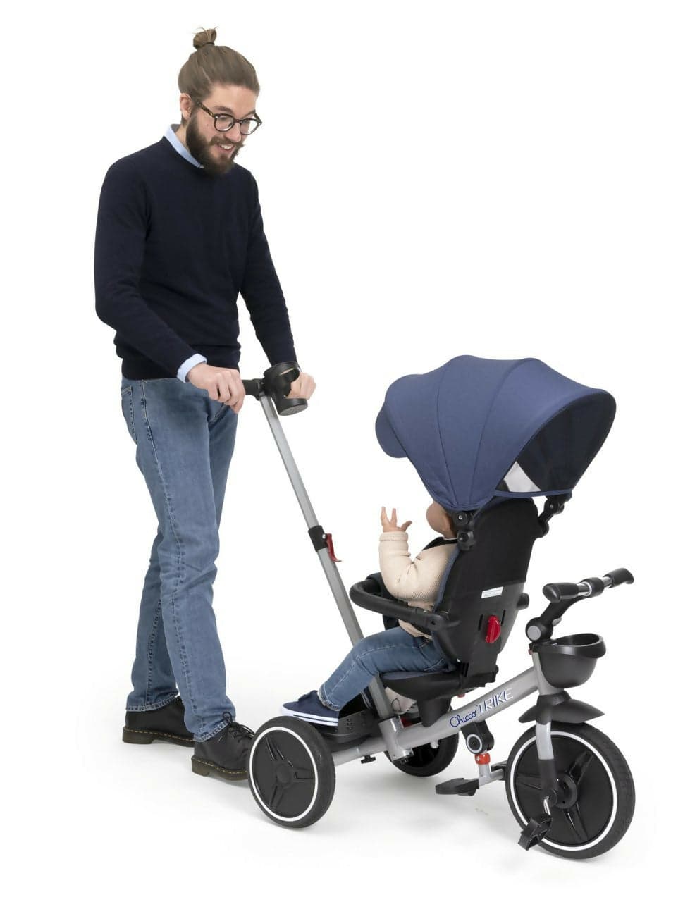 CHICCO Triciclo Evolutivo Bambini 4in1 segue la crescita del bambino - Telaio in Metallo - Ruote in Gomma EVA - Cintura a 4 Punti - Maniglione Telescopico e Cappottina Rimovibili - Passeggino con Seduta Reversibile - Cestino - colore BLU in Bici per bambini Sanitaria Gioia del Bimbo - Villa San Giovanni, commercioVirtuoso.it