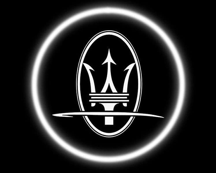 Logo Led Proiettore Sottoporta MASERATI  12V 5W Adesivo Cortesia Luci Universale Auto in Luci abitacolo Solgeny - Besate, commercioVirtuoso.it