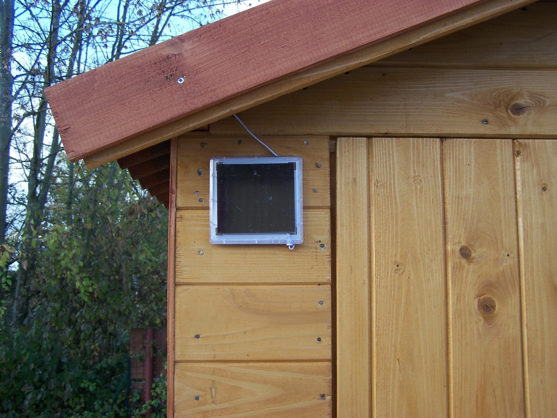 Casetta A Pannelli Spessore 16mm Con Pavimento E Wc A Secco 140x140cm Foresta