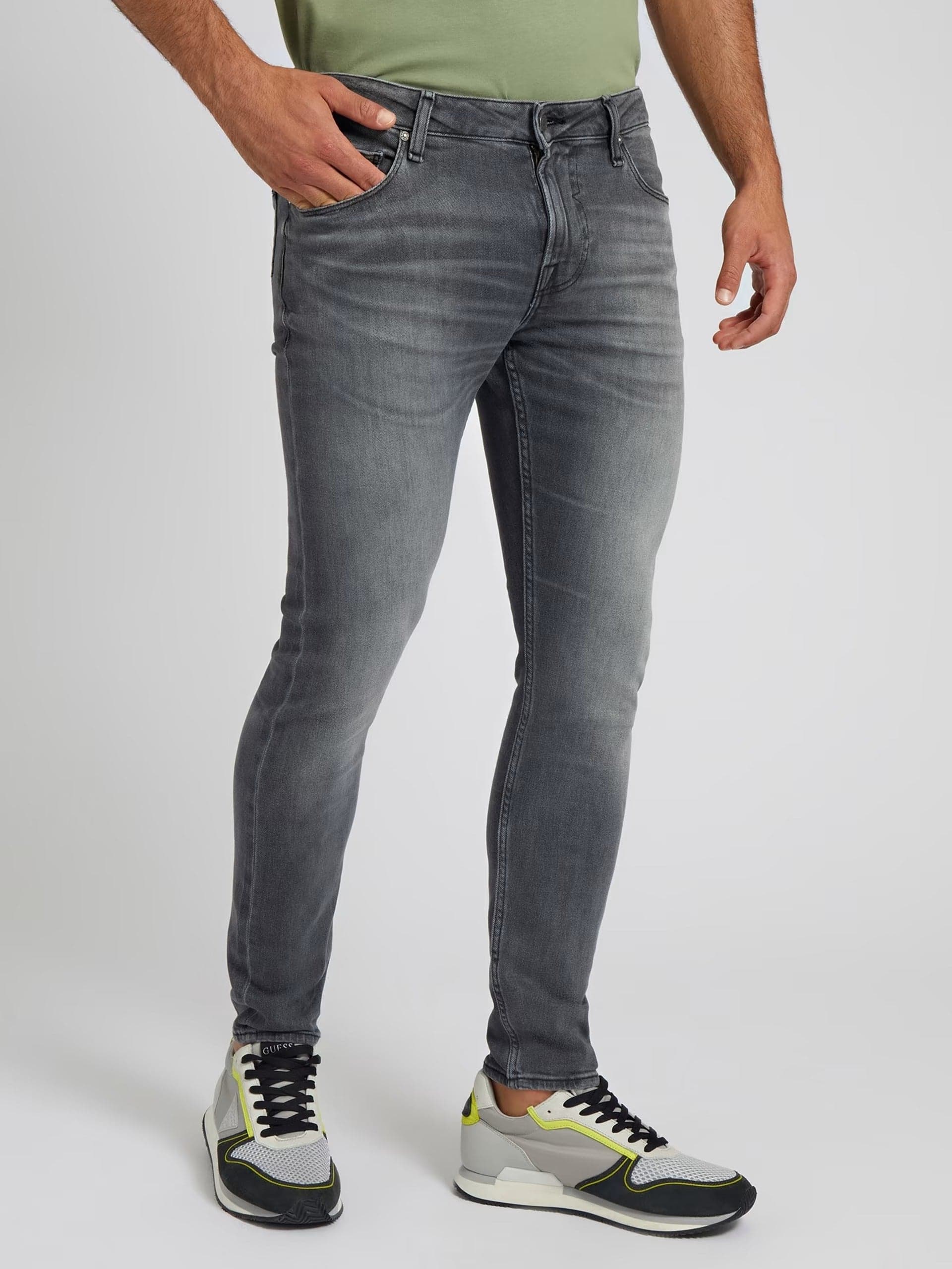 Guess jeans uomo in Jeans Broadway Red - Barletta, commercioVirtuoso.it