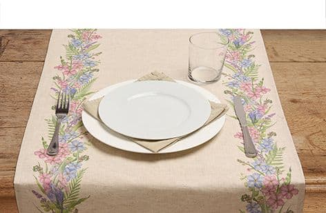 Runner da tavola in misto lino stampa floreale fiori morbido resistente elegante made in italy  FIORI DI CAMPO - Vanita di raso