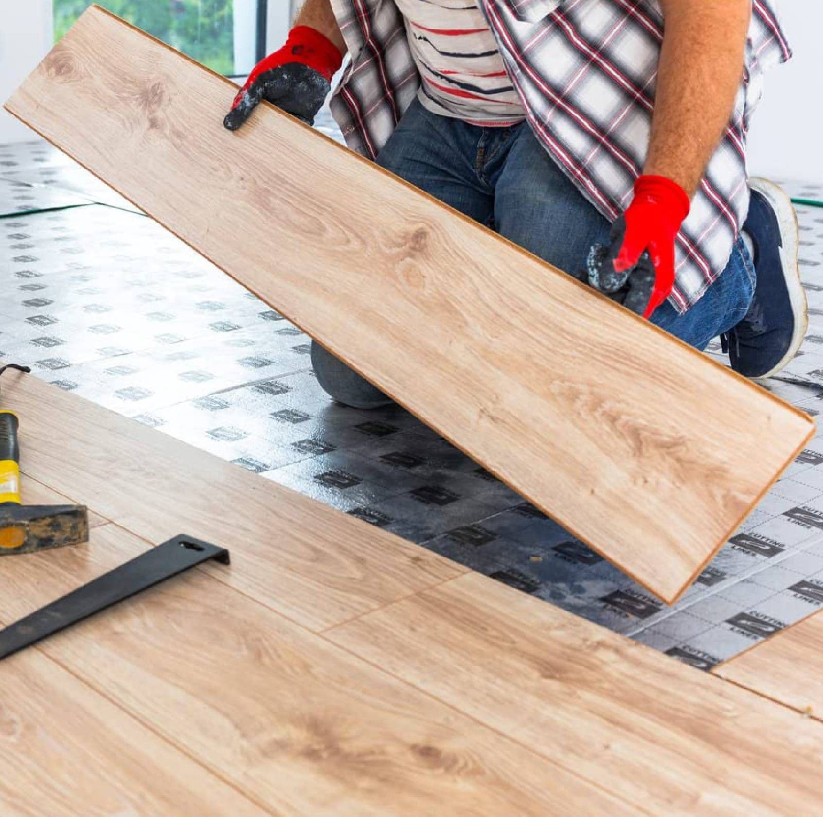 Adesivo per pavimenti in legno "Pattex Parquet" di tipo vinilico in secchio plastico da 5 Kg in Adesivi a contatto La Zappa - Altamura, commercioVirtuoso.it