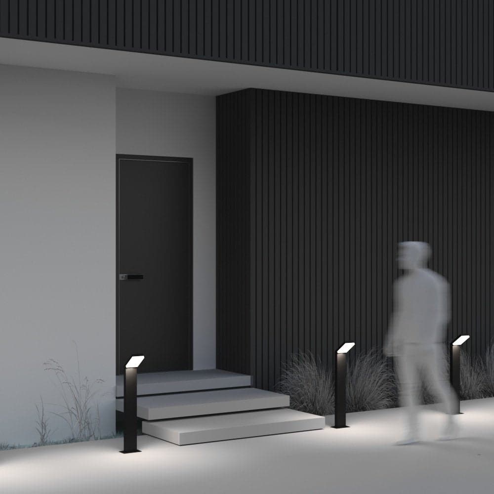 Lampada Da Terra Moderna Da Esterno Alluminio Nero Luce Led 12W Ip54 in Lampade da terra LuceArt - Montecorvino Pugliano, commercioVirtuoso.it