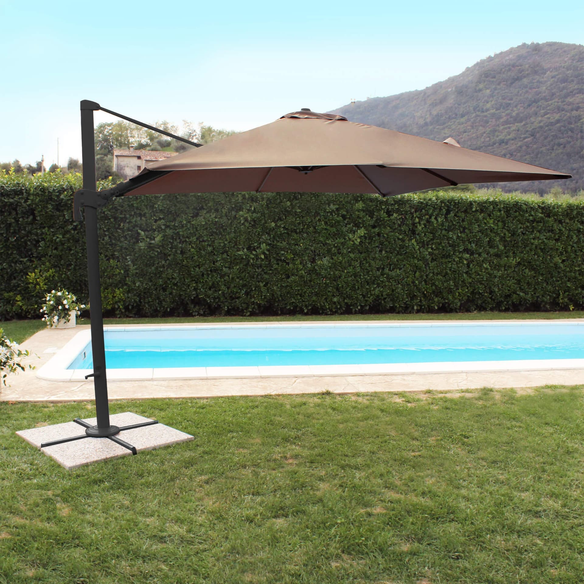 MERIDIES - ombrellone decentrato 3x3 Taupe in Ombrelloni Milani Home - Dueville, commercioVirtuoso.it
