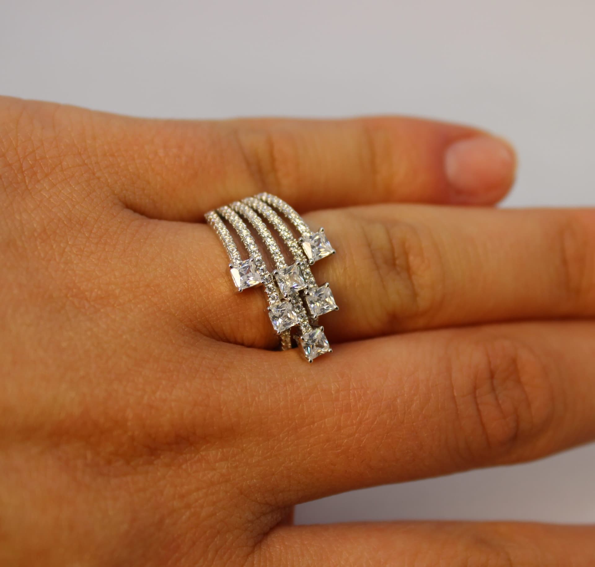 Anello donna 38BYCAMELI PCC282 in Anelli Gioielleria Cameli - Monte Urano, commercioVirtuoso.it
