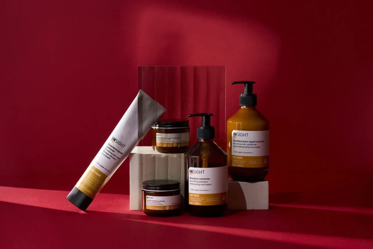 Shampoo Nutriente Professionale Insight – Shampoo Idratante Capelli Secchi e Aridi, con Avena Bio, Cocco e Burro di Illipé, Rinvigorente e Illuminante in Shampoo Ricci Perfetti - Partinico, commercioVirtuoso.it