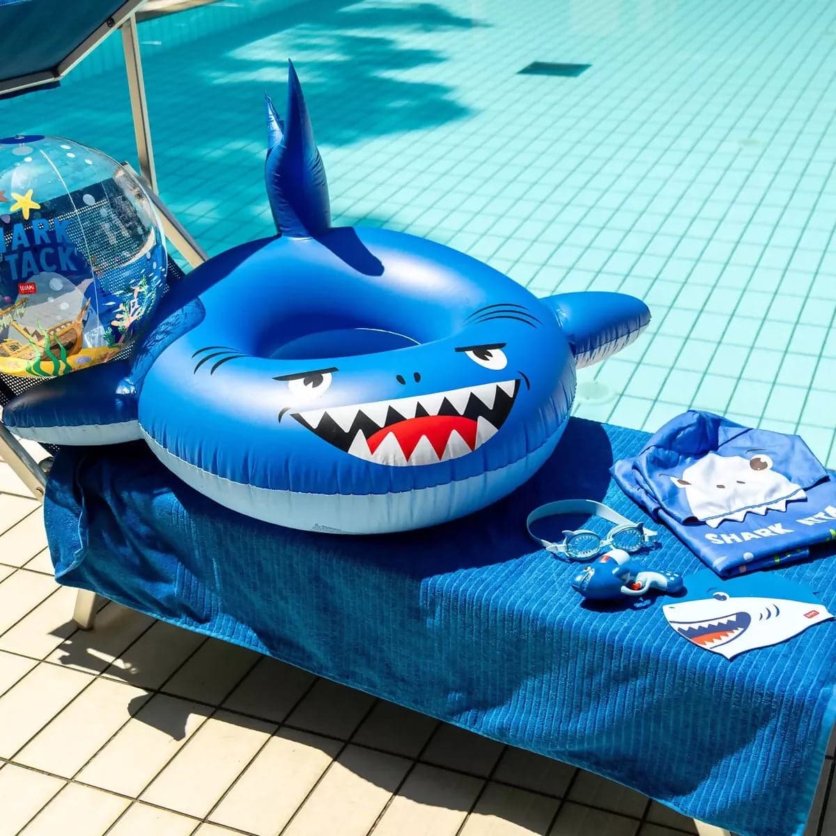 Ciambella Gonfiabile da Piscina per Bambini - Shark - Pool Ring in Teli mare Cartoleria Deja Vu - Crotone, commercioVirtuoso.it