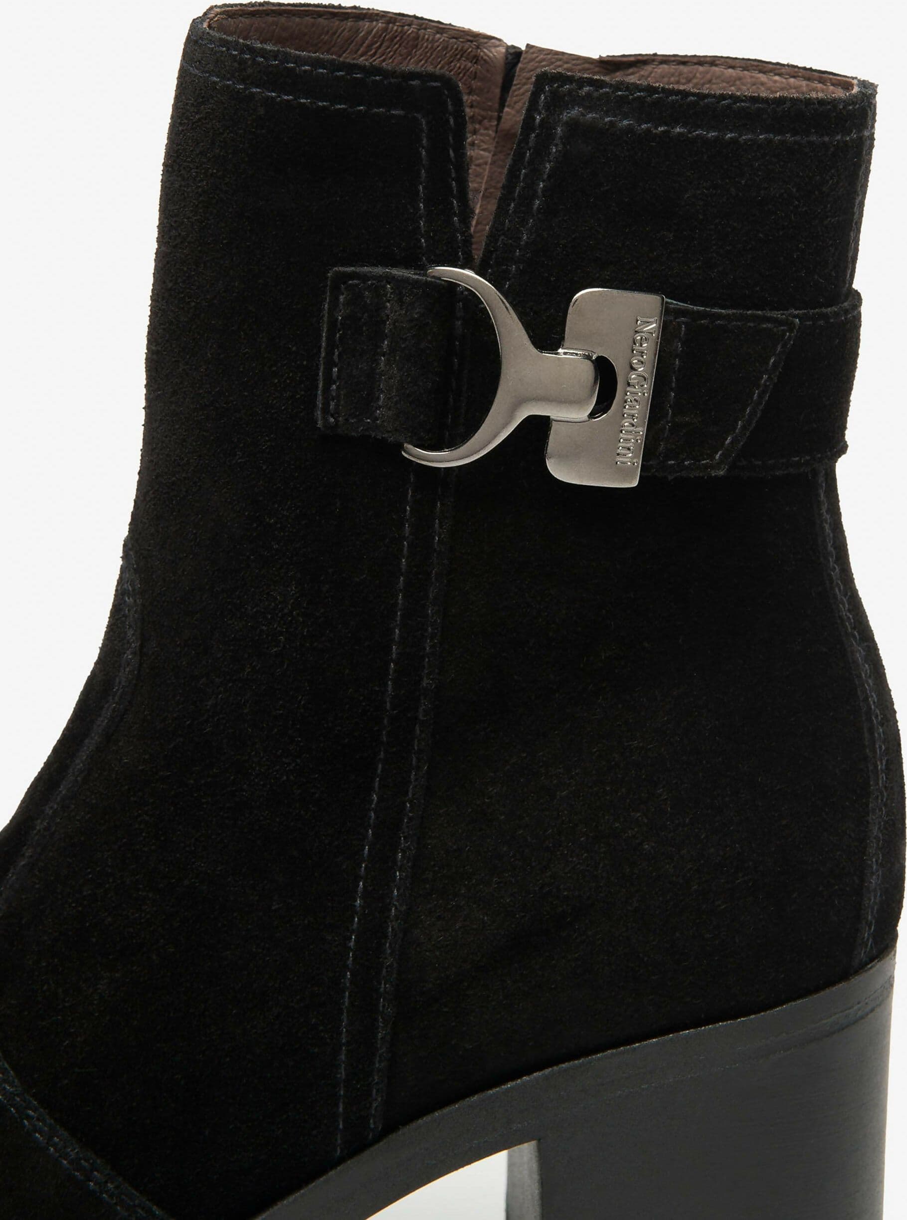 Nero Giardini Donna Stivaletti in Suede I513892D in Stivali Cantali Calzature - Randazzo, commercioVirtuoso.it