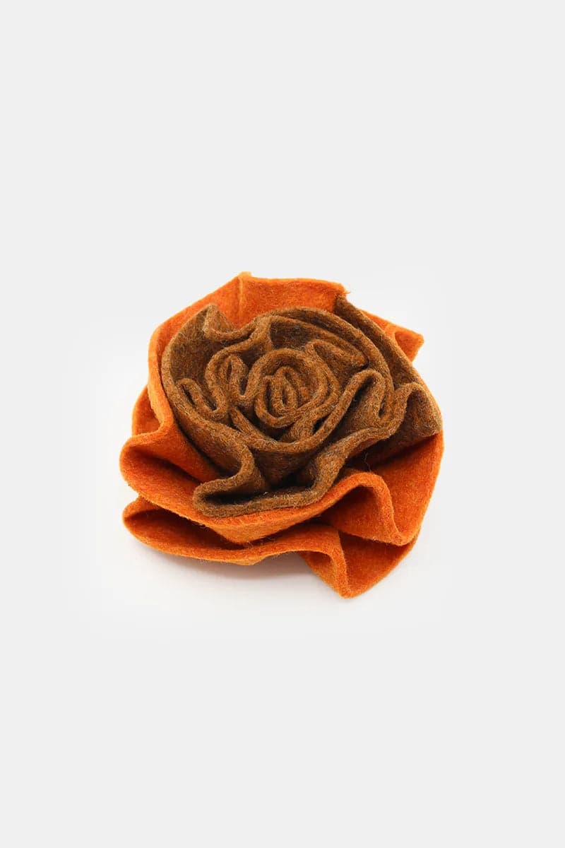 Spilla rosa in Spille e fermagli Leclaf - Napoli, commercioVirtuoso.it