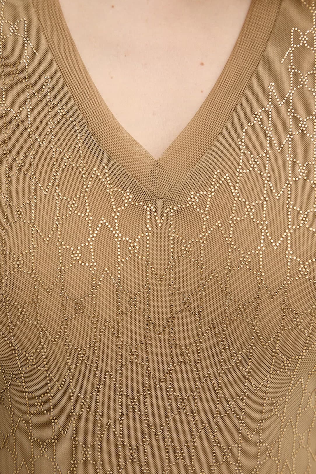 ARIA 3/4 SLEEVE V NECK TOP in Canotte Kanal 32 - Santa Maria di Licodia, commercioVirtuoso.it