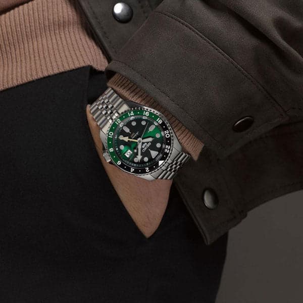 Orologio Seiko 5 GMT Verde e Nero SSK035K1 in Orologi da polso Dupers Club - Campo di Giove, commercioVirtuoso.it