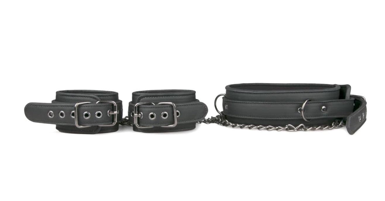 Bondage collare e polsiere pelle EasyToys Fetish Collection nero fetish BDSM in prodotto Erosdom - Palmi, commercioVirtuoso.it