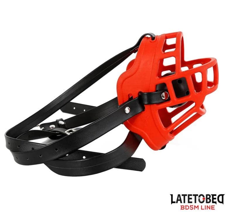 Maschera museruola con gag nero e rosso regolabile per roleplay BDSM bondage in prodotto Erosdom - Palmi, commercioVirtuoso.it