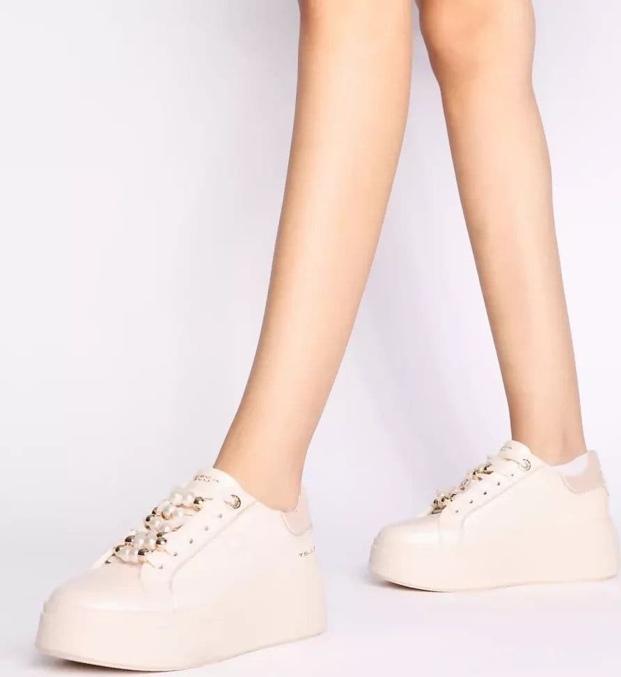 ToscaBlu Donna Sneakers gioiello Clara in pelle con perle in Sneaker casual Cantali Calzature - Randazzo, commercioVirtuoso.it