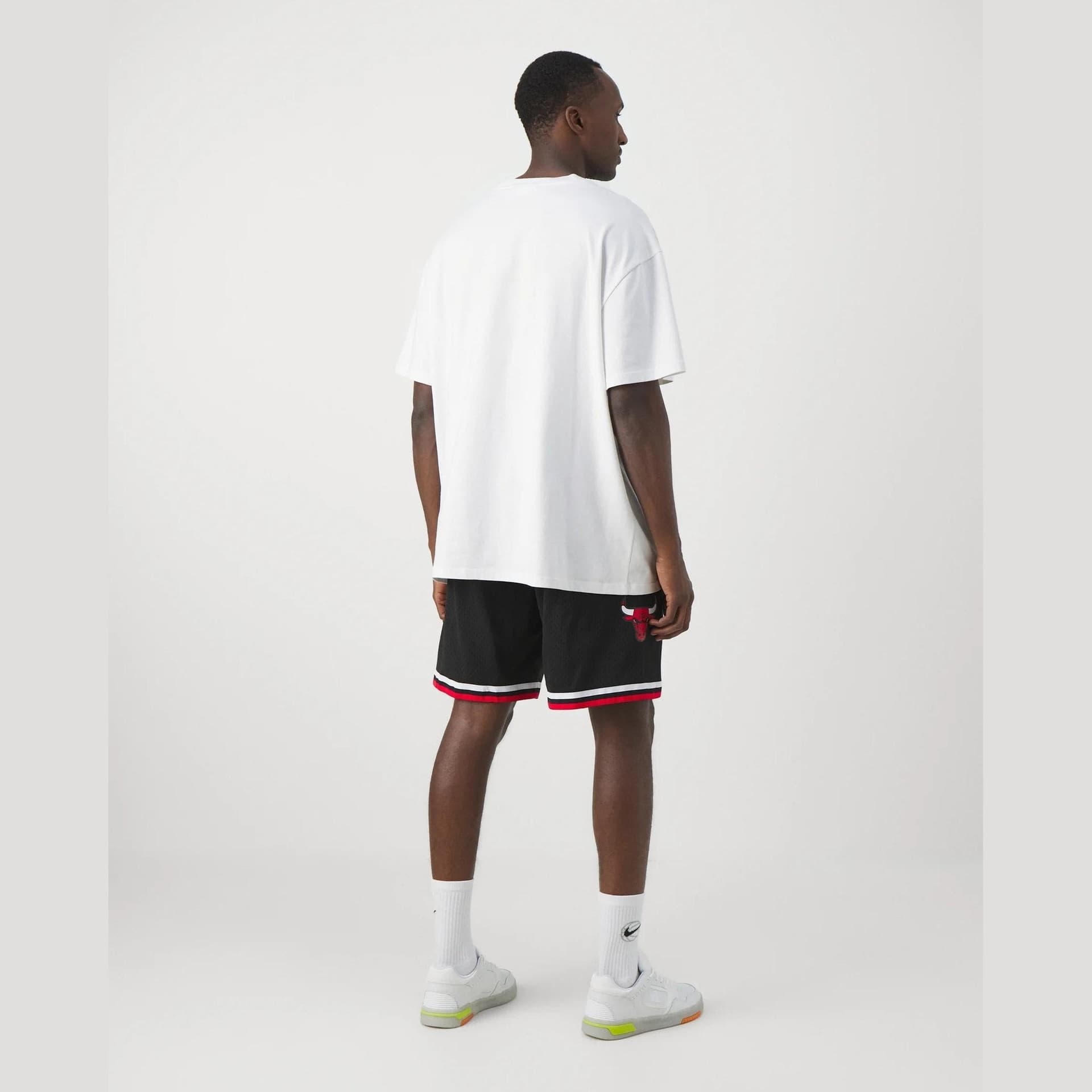 Shorts Mitchell & Ness Swingman Chicago Bulls '97 black in Ginevra Glad Store - Genova, commercioVirtuoso.it