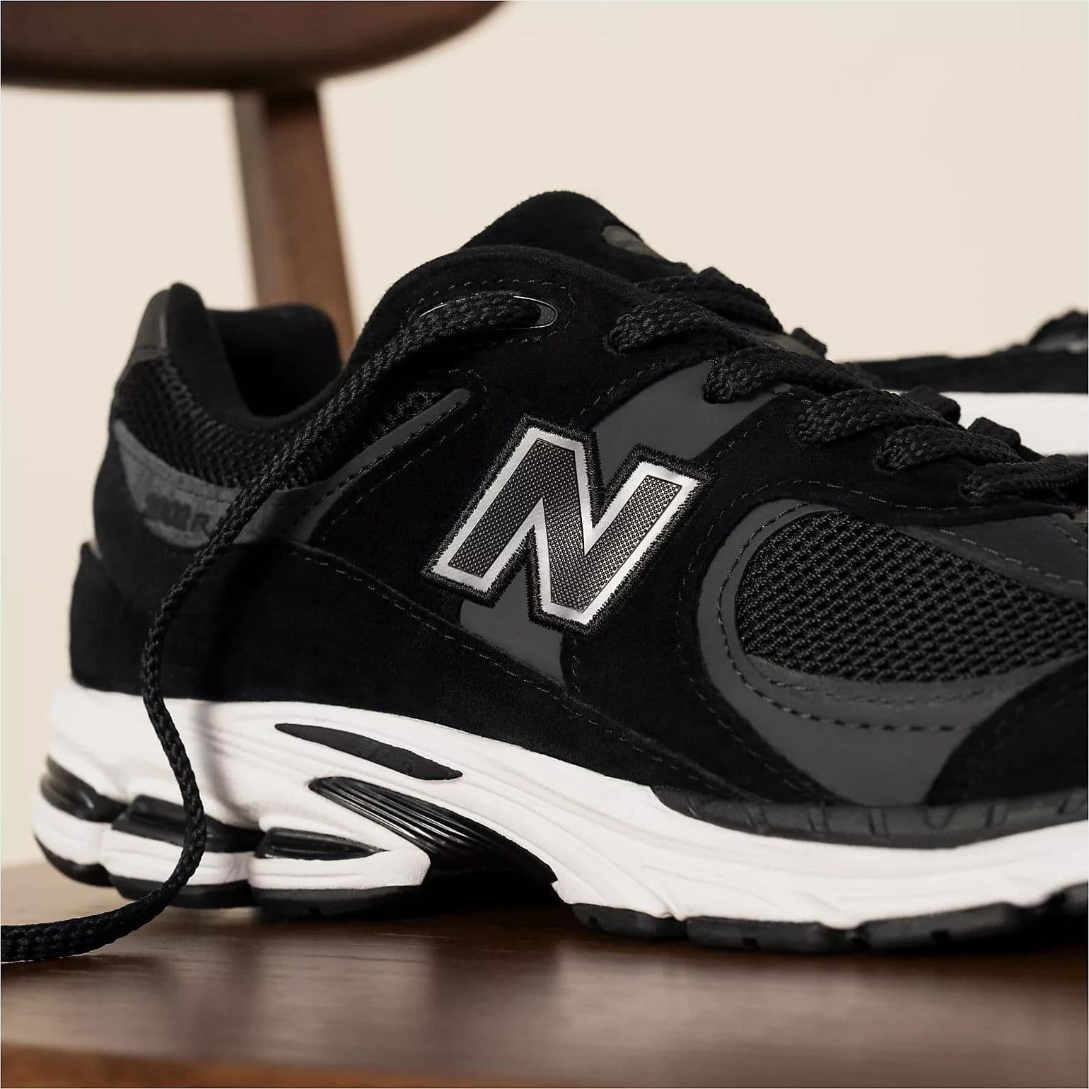 Sneakers New Balance 2002R black gunmetal