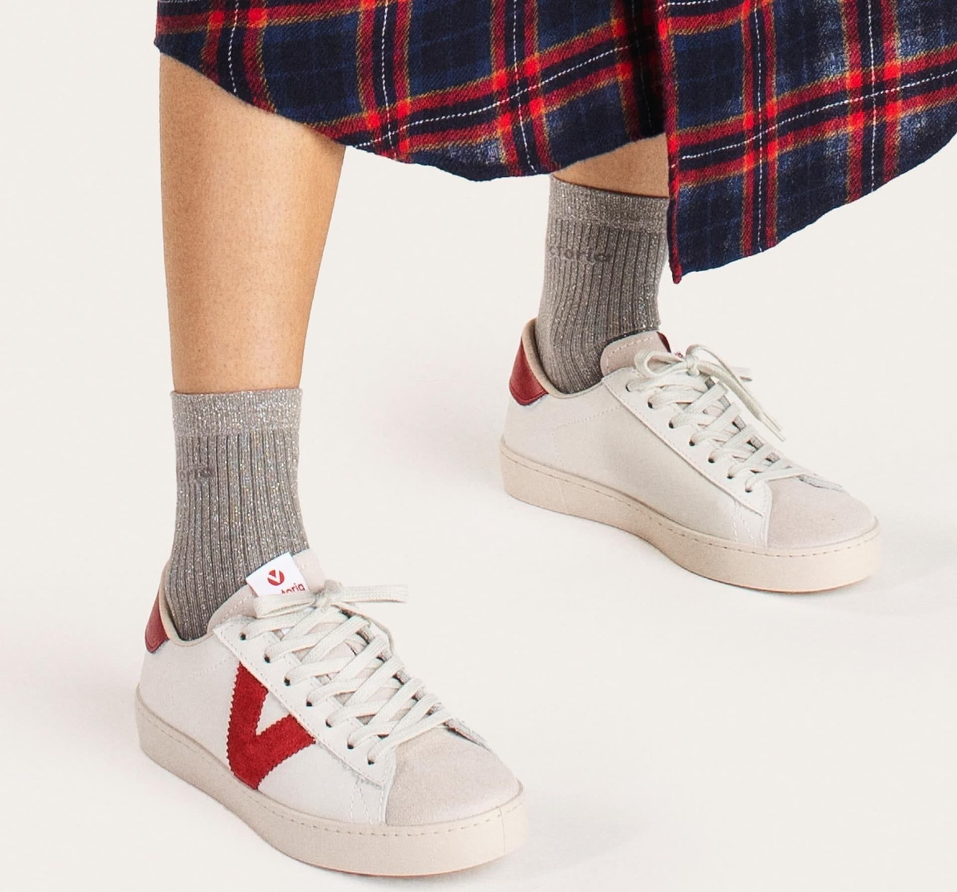 Sneakers Victoria Berlin Piel carmin