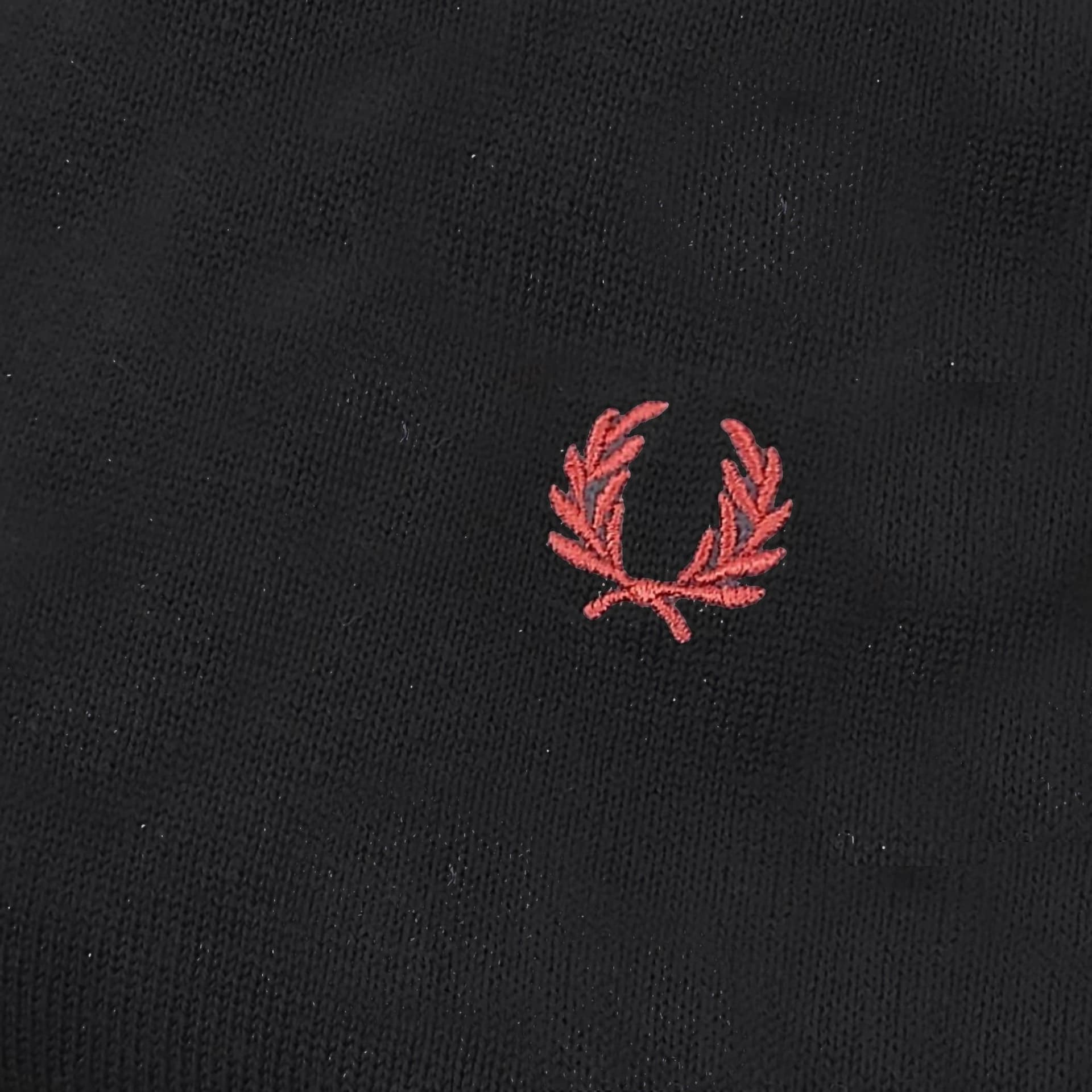 Fred Perry Maglione Uomo Girocollo Cotone Tinta Unita Logo Ricamato Polsini a Coste Pullover Maniche Lunghe in Maglioni Euforia - Bronte, commercioVirtuoso.it