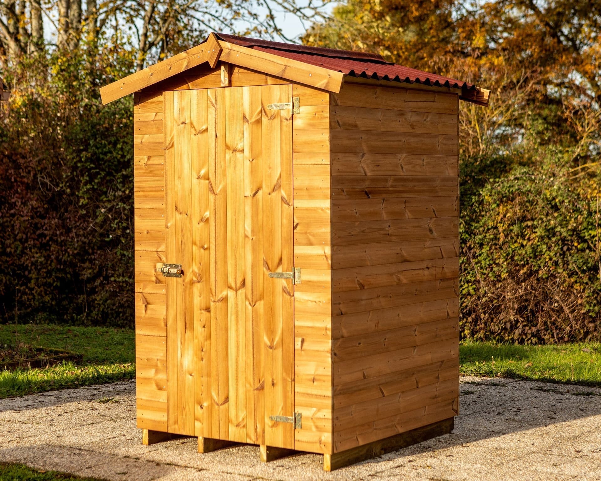 Casetta Di Legno Termo-trattato A Pannelli Spessore 19mm Con Pavimento Doppia Pendenza 120x120cm Foresta
