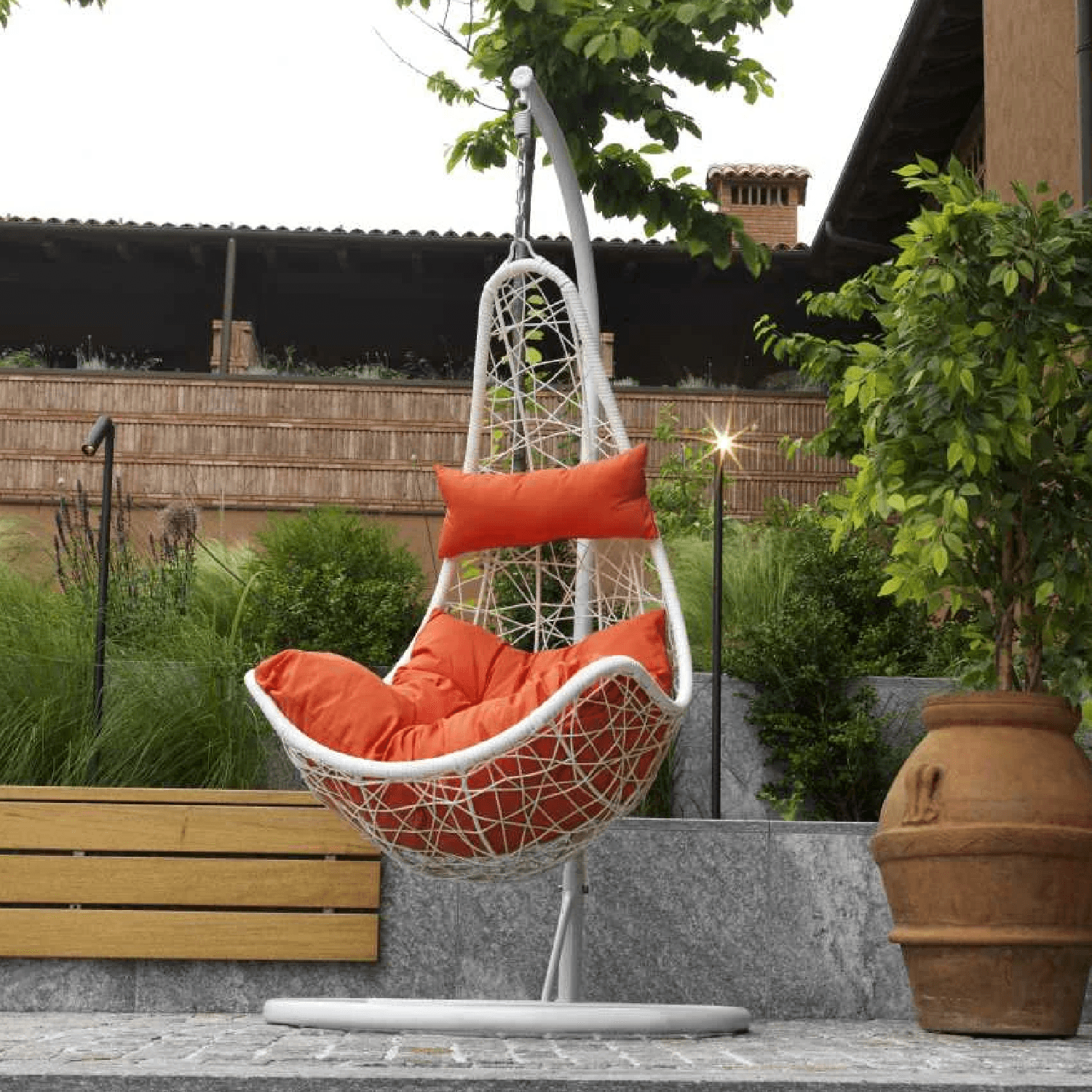 Sedie sospese da giardino