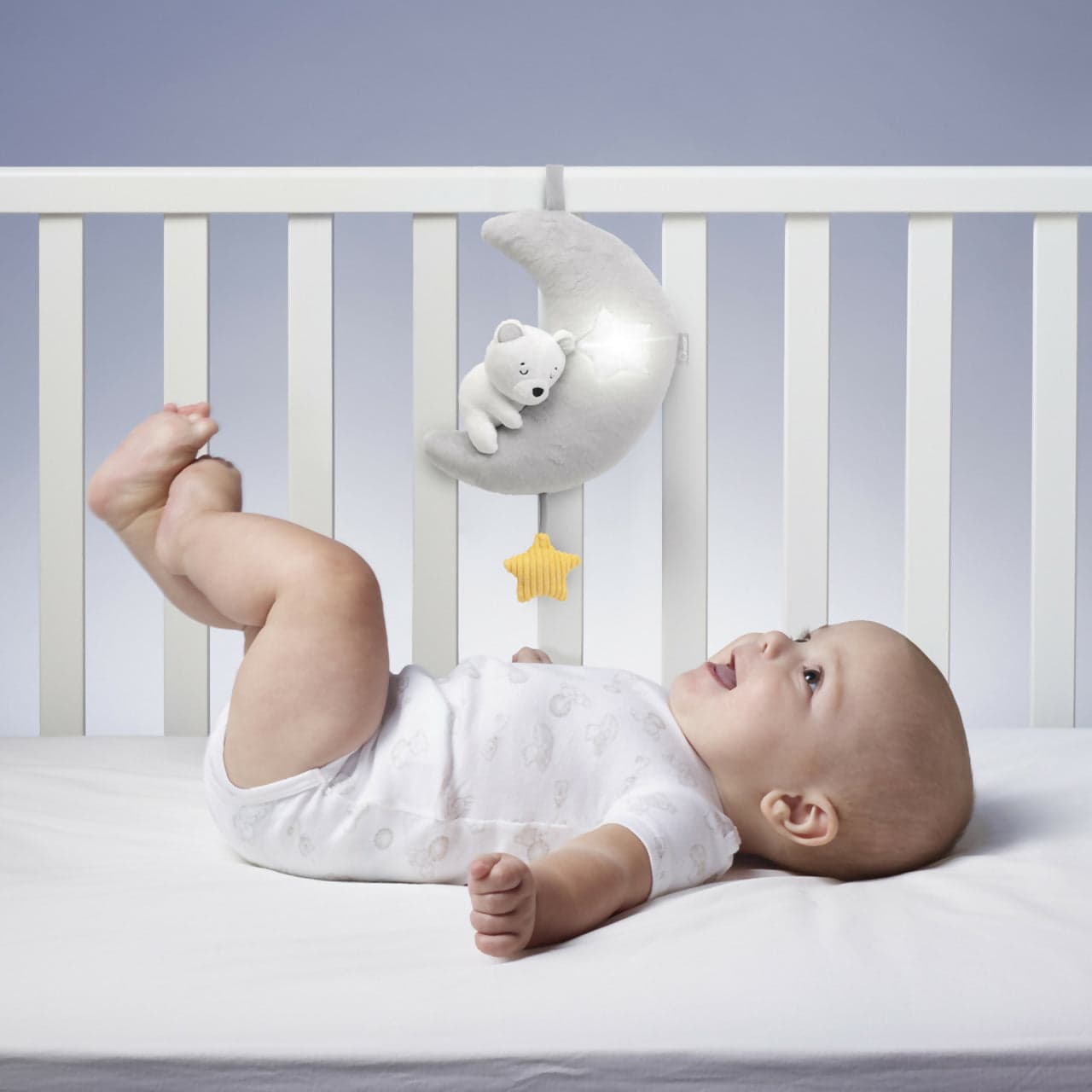 CHICCO La Mia Dolce Luna - gioco luminoso e sonoro - luci e suoni - 30 minuti di luci e melodie per rilassare il bambino - da 0 mesi in Giochi elettronici Sanitaria Gioia del Bimbo - Villa San Giovanni, commercioVirtuoso.it