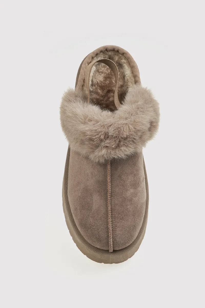 VERDE FASHION | Zoccoli sabot stile UGG con elastico dietro in Zoccoli You Store - Messina, commercioVirtuoso.it