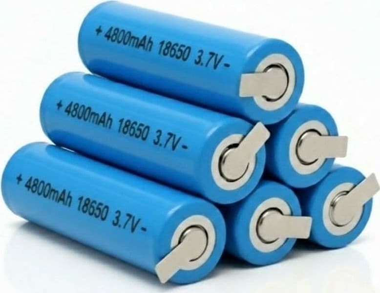 KIT 8 CELLE 18650 Li-ion 3.7V - MAXI CAPACITÀ 4800mAh con Lamelle per DRONI Torcia E-BIKE PACCHI BATTERIA8S in Pile ricaricabili Solgeny - Besate, commercioVirtuoso.it
