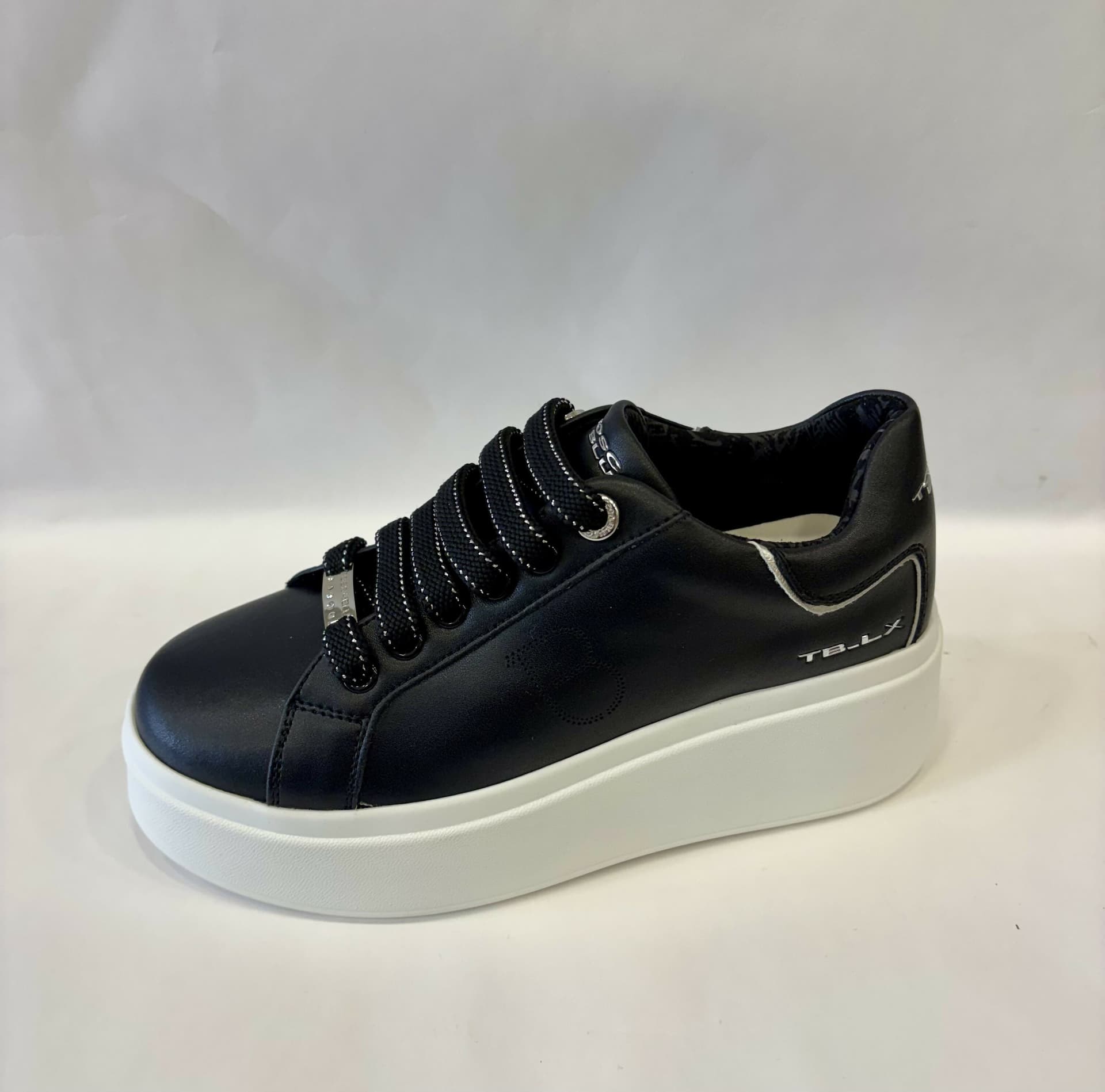 ToscaBlu Donna Sneakers in pelle in Sneaker casual Cantali Calzature - Randazzo, commercioVirtuoso.it