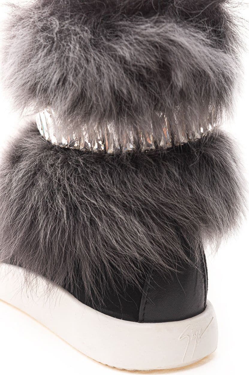 Giuseppe Zanotti Sneaker nera con Pelliccia e Cristalli da donna in Sneaker casual Drestige - Casamassima, commercioVirtuoso.it