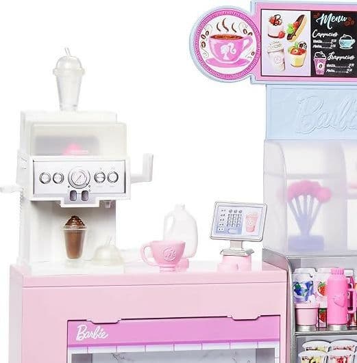 Barbie - Caffetteria, playset con bambola barista bionda e 12+ accessori a tema inclusi, tra cui macchina per caffè e frullati, tazze e cibo in Animali Cartoleria Deja Vu - Crotone, commercioVirtuoso.it