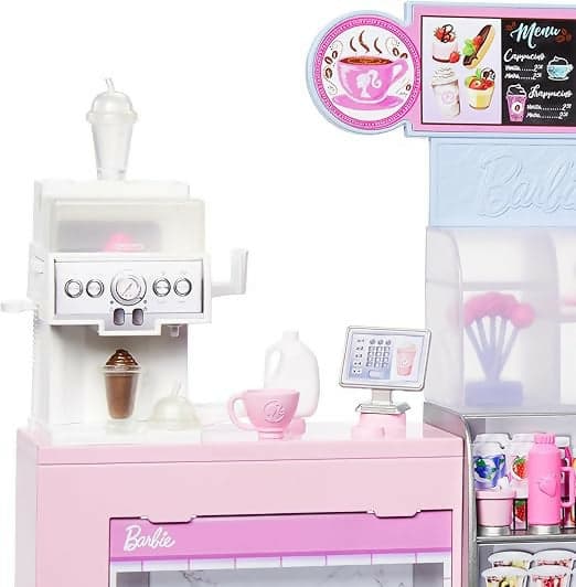 Barbie - Caffetteria, playset con bambola barista bionda e 12+ accessori a tema inclusi, tra cui macchina per caffè e frullati, tazze e cibo in Animali Cartoleria Deja Vu - Crotone, commercioVirtuoso.it