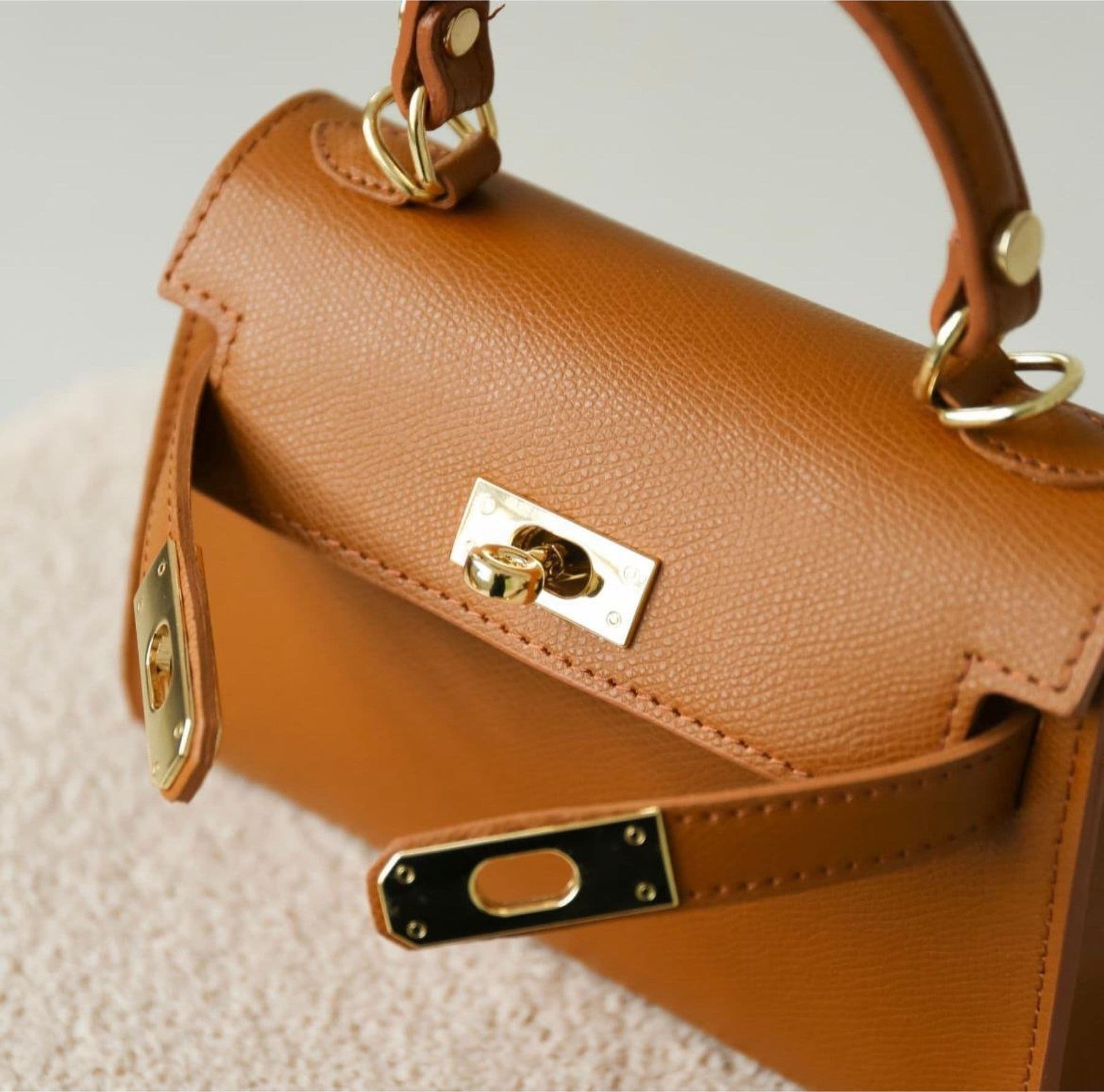 Modarno Borsetta donna "Kelly" in vera pelle Saffiano  21x8x14 cm in Organizer borsa Modarno - Sesto Fiorentino, commercioVirtuoso.it