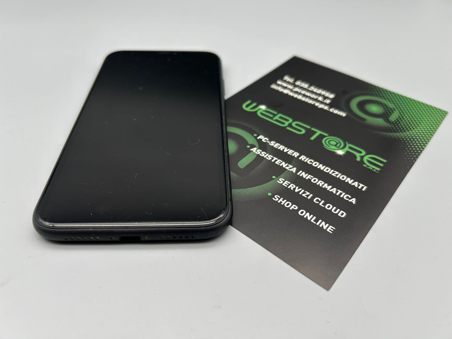APPLE IPHONE 11 - 128 GB in prodotto Webstore srl - Bonate Sotto, commercioVirtuoso.it