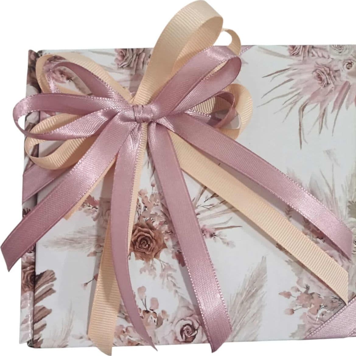 Confezione Regalo Personalizzata con Fiore e Nastro in Cesti regalo con cioccolato The King Luxury - San Marcellino, commercioVirtuoso.it
